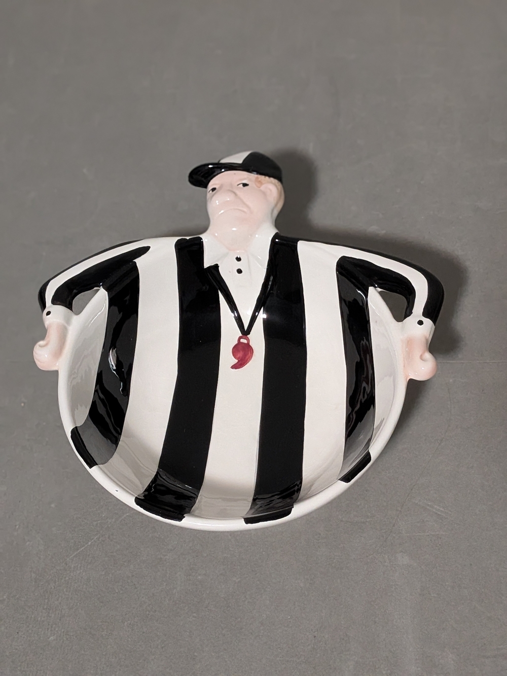 Referee Serving Bowl Omnibus Vintage 1993 7inch